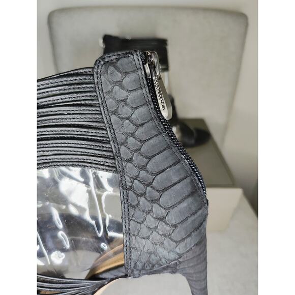 NIB $275 BCBGMAXAZRIA Pex Strappy Black Heeled Open Toe Leather Sandal - Picture 6 of 9